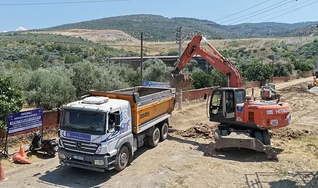 Dereköy'de yol yenileme çalışmaları başladı