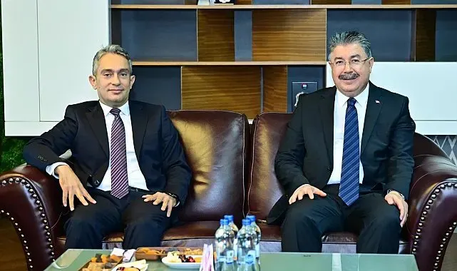 Eskişehir Valisi Dr. Erdinç Yılmaz, görevine yeni atanan Başsavcı Ferhat Deniz'i ziyaret etti