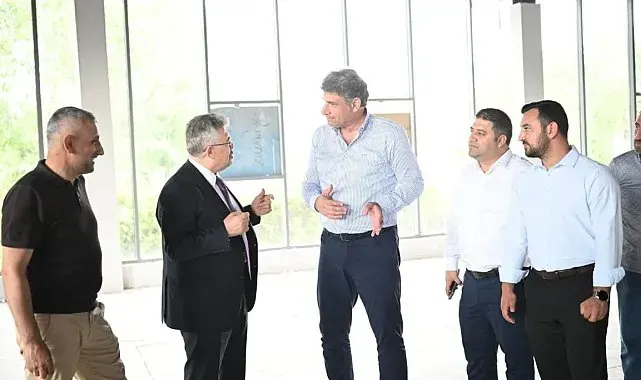Kartepe'ye modern spor salonu yükseliyor