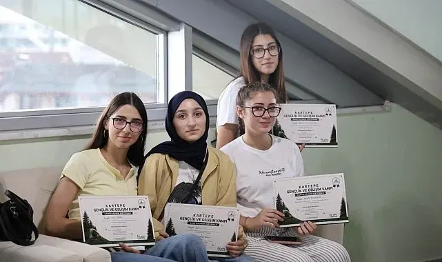 Gençler 4 günlük kampta esnaflığı ve sosyal sorumluluğu deneyimledi