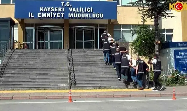 Yapay zekalı sınav sahteciliğine 6 ilde operasyon: 20 gözaltı