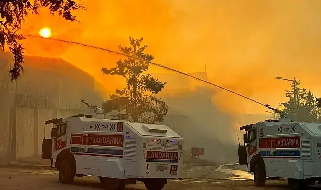 Namet tesisindeki yangına TOMA'larla müdahale edildi