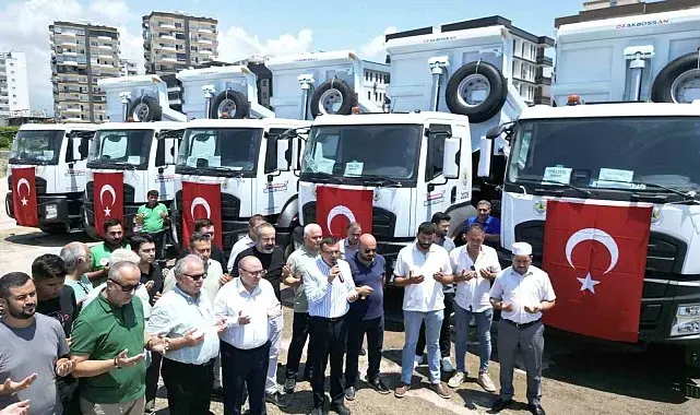 Erdemli Belediyesi hizmet filosuna 10 yeni kamyon