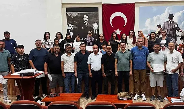 Efeler'de kursiyerler sertifikalarını aldı