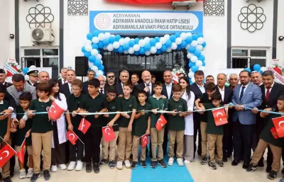 Adıyaman’da 16 Derslikli Proje İmam Hatip Ortaokulu Törenle Açıldı