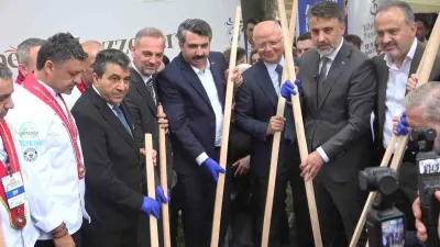 Bursa Gastronomi Festivali ‘Fetheden Lezzetler’ Temasıyla Kapılarını Açtı
