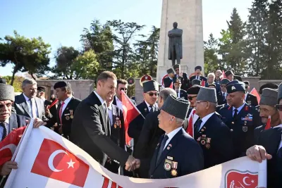Balıkesir Büyükşehir Belediye Başkanı Ahmet Akın'dan Gaziler Günü Mesajı
