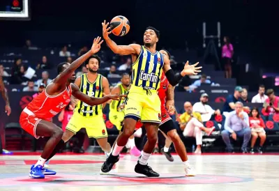 Fenerbahçe, Euroleague Süper Kupa Yarı Finalinde Olympiakos'a Mağlup Oldu