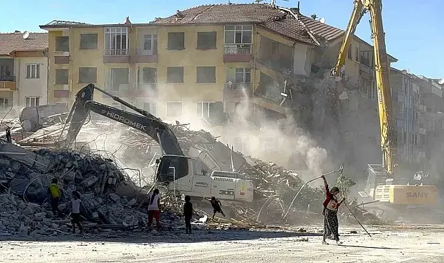 Beydağı Oteli davası eksiklikler nedeniyle ertelendi