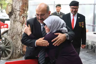 Vali İsmail Ustaoğlu’ndan 19 Eylül Gaziler Günü'nde Anlamlı Ziyaret