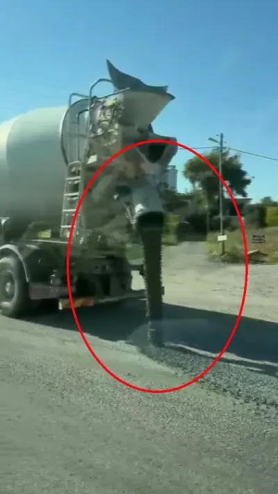 Hatay'da Yola Beton Dökerek İlerleyen Mikser Sürücüsüne 191 Bin TL Ceza