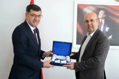 Kütahya Belediye Başkanı Eyüp Kahveci’den Kırşehir’e Ziyaret