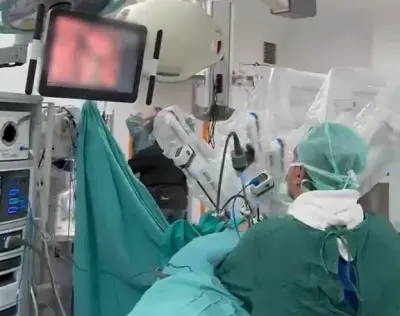 Karadeniz Bölgesi’nde İlk Kez Robot Yardımlı Akciğer Kanseri Ameliyatı Gerçekleştirildi