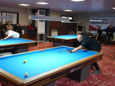 Düzce'de 3 Bant Bilardo Longoni Cup Türkiye Şampiyonası Başladı