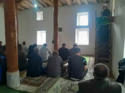 Eskişehir'de Tarihi Gazi Camii'nde 50 Yıl Sonra İlk Cuma Namazı Kılındı