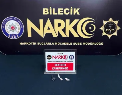 Bilecik'te uyuşturucu operasyonu: Araçta ve 3 şüphelide bonzai ele geçirildi