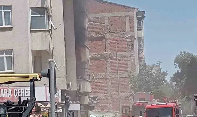 Elazığ'da ev yangını söndürüldü