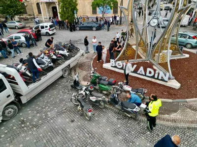 Bolvadin'de Huzur Uygulaması: 52 Motosiklet Trafikten Men Edildi