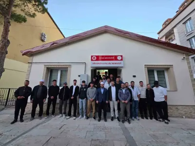 Çivril’de 19 Eylül Gaziler Günü'nde Duygulandıran Sabah Namazı Buluşması