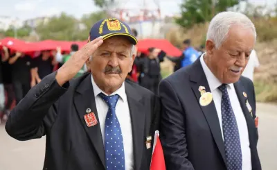 Kırıkkale'de Gaziler Günü'nde Gençlerden Anlamlı Vefa Mesajı