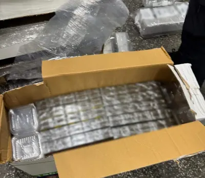 Fransa Yolundaki Tırda 20 Bin Paket Kaçak Sigara Ele Geçirildi