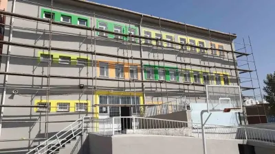 Diyarbakırlı Hayırsever İş İnsanından Eğitime Büyük Boya Desteği