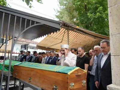 Tekirdağ'da Silahlı Saldırı Sonucu Hayatını Kaybeden Kuyumcu Toptancısı Kastamonu'da Son Yolculuğuna Uğurlandı