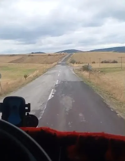 Yol Durumunu Anlatırken Feci Kazaya Tanıklık Etti: O Anlar Kamerada