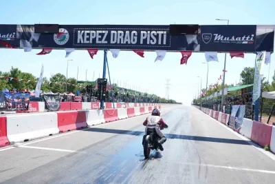 Kepez Yeni Drag Pisti'nde Moto Drag Heyecanı Başladı