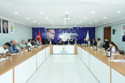 AK Parti İstanbul'dan 39 İlçede Mahalle Bazlı İletişim Çalışması