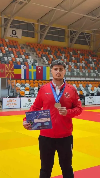 Elazığlı Sporcu Ali Asaf Çiçek’ten Avrupa İkinciliği