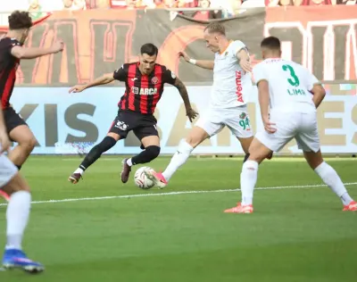 Çorum FK ile Corendon Alanyaspor Arasındaki Mücadelenin İlk Yarısı 0-0 Sona Erdi