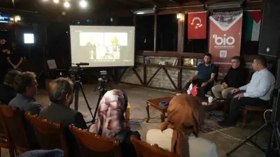 KBÜ'de "Gazze'de Üniversite Olmak" Paneli Düzenlendi