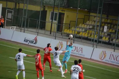 Balıkesirspor, Uşakspor'u Farklı Geçti: 4-1