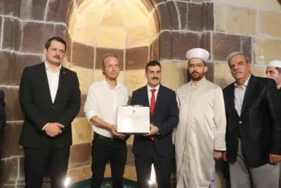 Letonyalı turist Van'da Müslüman oldu: Andyejs adını Veysel olarak değiştirdi