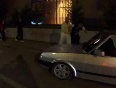 Eskişehir'de Otomobil İçindeki Şahsa Sözlü Saldırı Kask Kamerasına Yansıdı