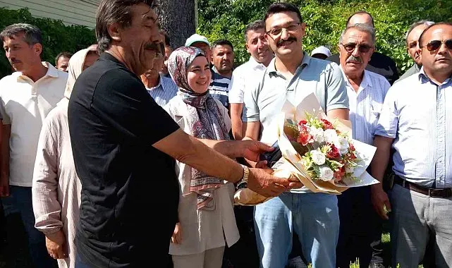 Gönüllere dokunan Emirdağ Kaymakamı konvoyla uğurlandı