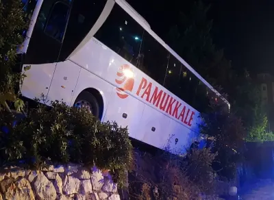 Manisa Kırkağaç'ta Yolcu Otobüsü Kazası: 18 Yaralı