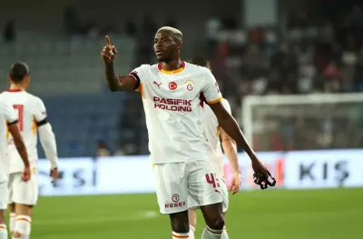 Galatasaray'ın Yıldızı Victor Osimhen Sakatlığı Nedeniyle Nijerya Kadrosundan Çıkarıldı