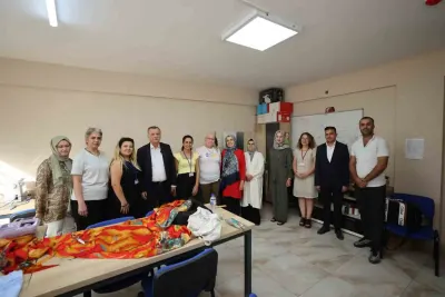 Yunusemre Belediye Başkanı Semih Balaban’dan Kadın Dayanışma ve Eğitim Merkezlerine Ziyaret