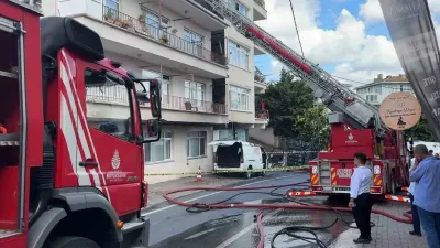 Sarıyer’de Korkutan Yangın: İki Binanın Çatısı ve Bir Araç Yandı