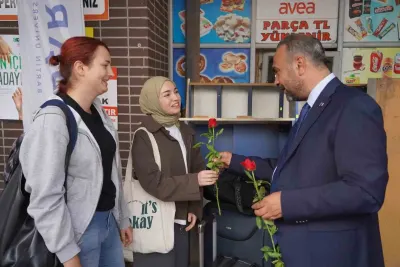 Bartın Üniversitesi Rektörü Prof. Dr. Ahmet Akkaya Yeni Öğrencileri Otogarda Karşıladı