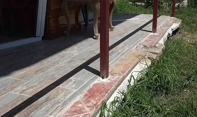 20 santimetrelik balkon çıkıntısı için kepçeli yıkıma ev sahipleri isyan etti