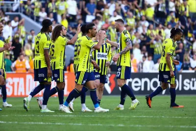Fenerbahçe, Süper Lig'de Eyüpspor Karşısında 2 Sezon Sonra İlk Yarıda 5 Gol Attı