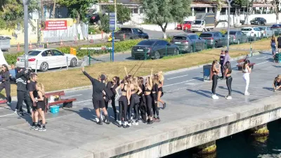 İstanbul Boğazı’nda Görkemli Yaza Veda: Yüzlerce Jet Ski Boğazda Görsel Şölen Oluşturdu