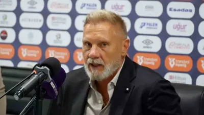 Thorsten Fink: Ben takımıma, kulübe ve şehre güveniyorum