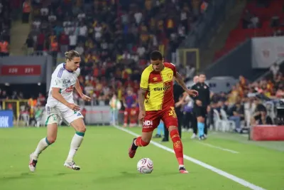 Göztepe ile Çaykur Rizespor Gürsel Aksel'de 2-2 Berabere Kaldı