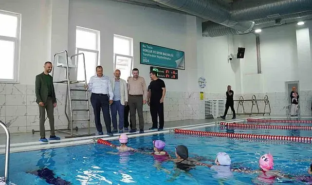 İznik Belediyesi yaz yüzme kursları 506 öğrenciyle başladı