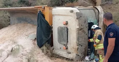 Hatay Belen'de Hafriyat Kamyonu Devrildi: 1 Yaralı