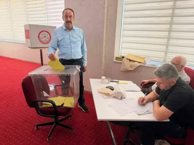 Adıyaman Veteriner Hekimleri Odası'nda Orhan Öztürk Güven Tazeledi